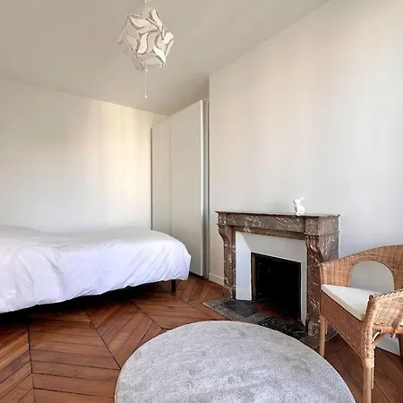 Luxury In Sebastopol Near Louvre شقة *